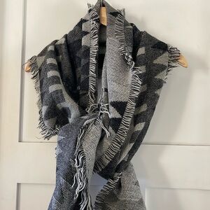 Western knit scarf